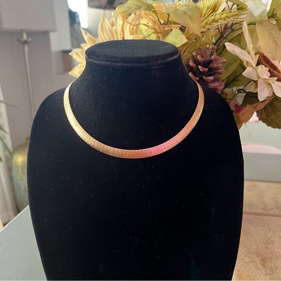 Dyadema Bronze Thick Etched Chain Necklace - Picture 6 of 7